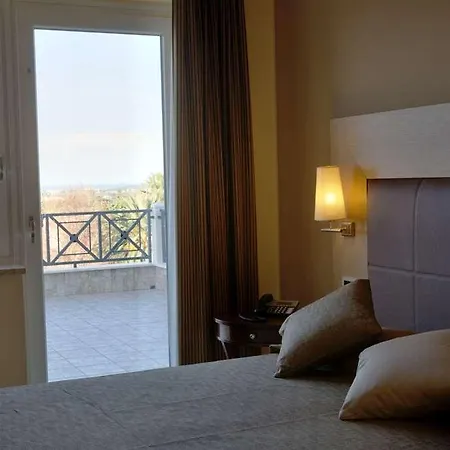 Tirreno Hotel