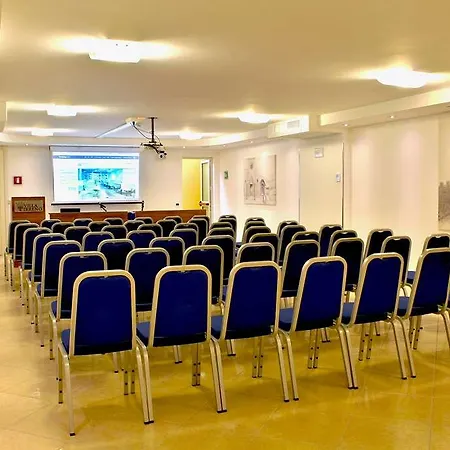 Hotel Tirreno 4*